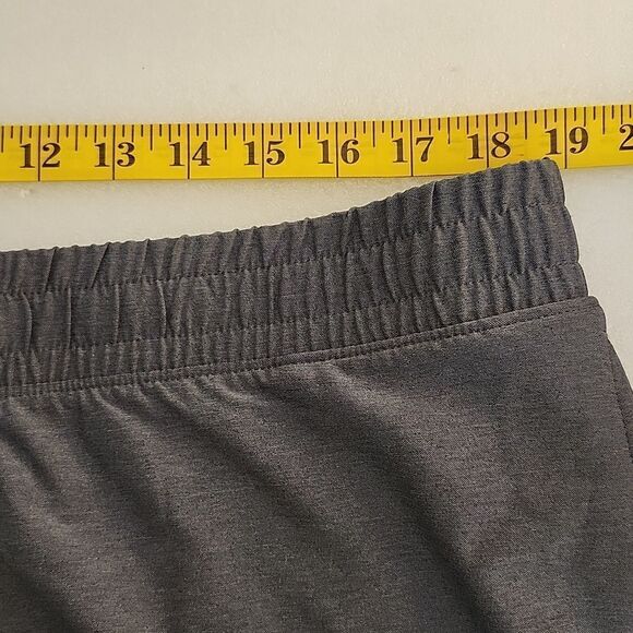 ALL IN MOTION Men's Zippered Side Pockets Gray Elastic Waist Shorts Activewea XL - Picture 9 of 9